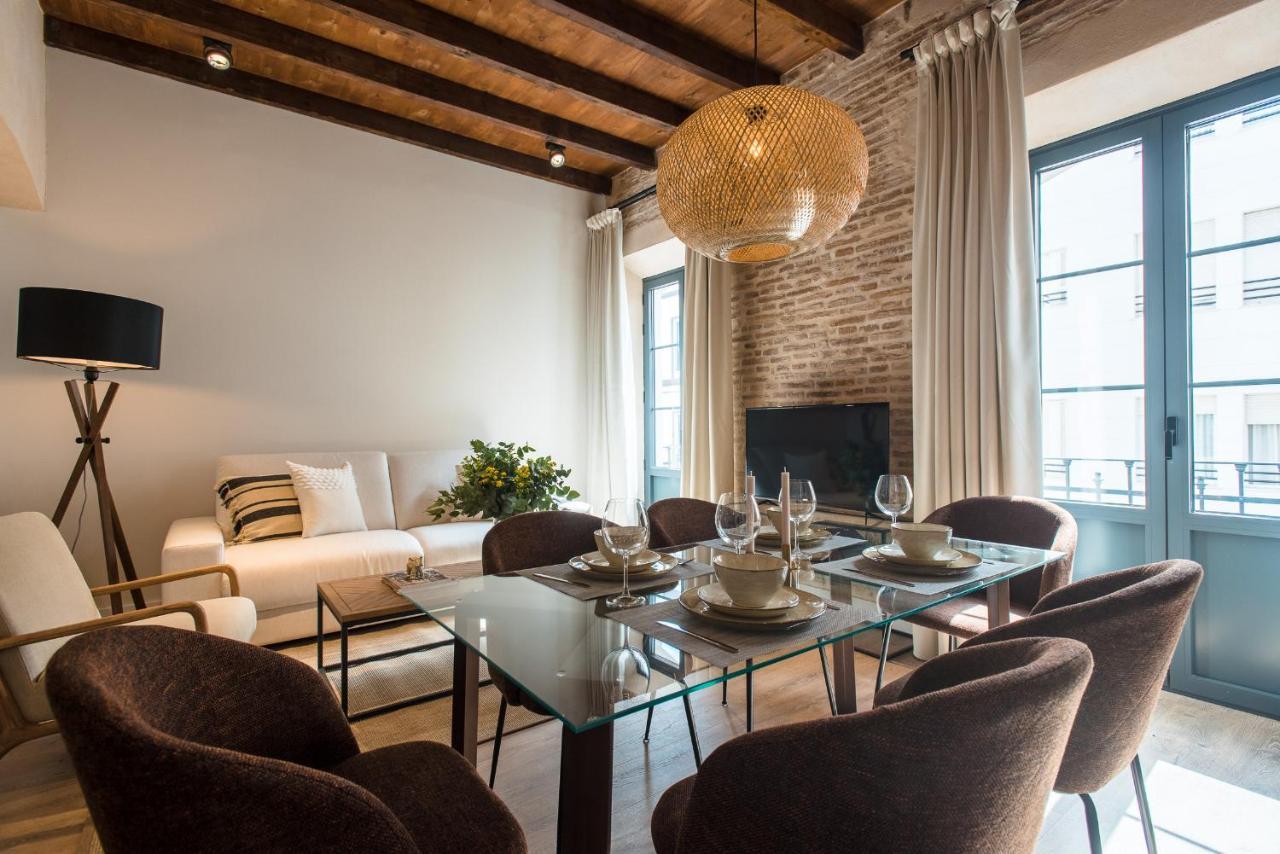 La Silleria De Triana By Magno Apartments Sevilla Eksteriør billede